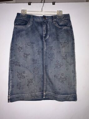 Versona Blue Floral-Print Denim Pencil Skirt